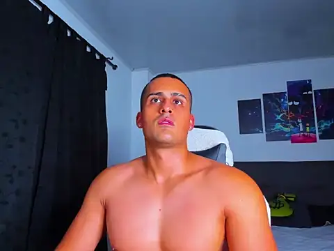 Steve Dennis online show from April 11, 2:30 am