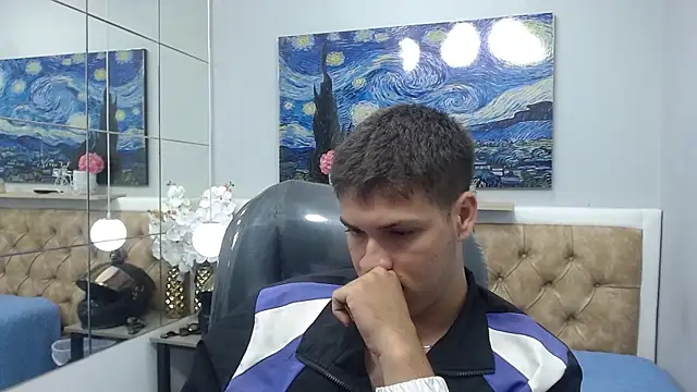 AlessandroFranco online show from June 3, 2:33 pm