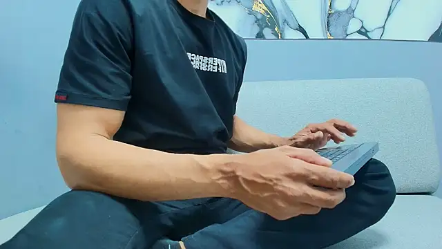 JASON TOMAS2 online show from March 21, 7:29 pm