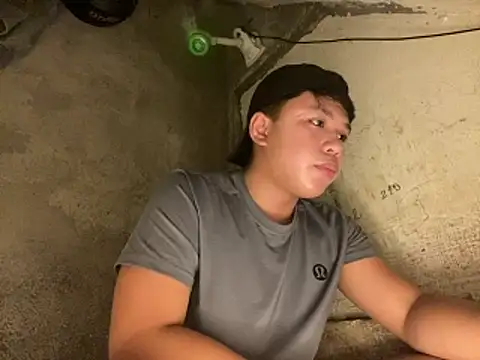 urasianrey online show from April 21, 5:19 pm