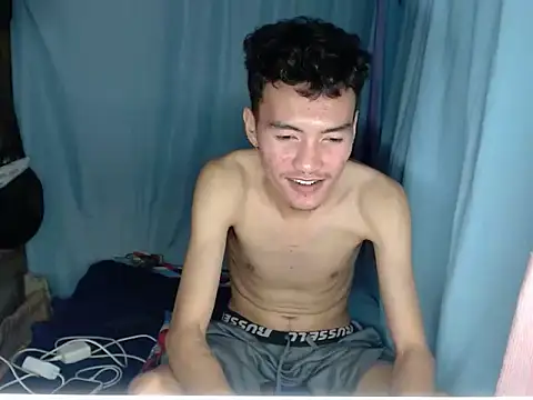 zailouie online show from March 18, 9:29 pm