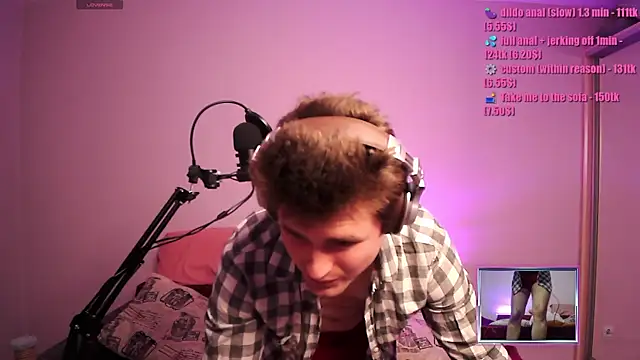 SweatyJay online show from April 1, 7:55 pm