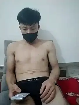 BigShot-Boy online show from May 3, 1:47 pm