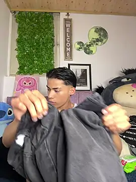  Camilo fox online show from March 21, 11:31 pm