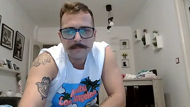 yanick931 online show from May 10, 11:39 pm