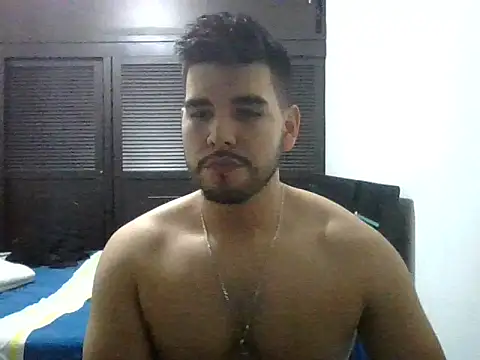 LatinBeardCali online show from March 26, 11:53 pm