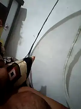 vick1432 online show from March 15, 12:40 am