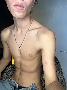 Evan Barret online show from April 4, 11:46 pm