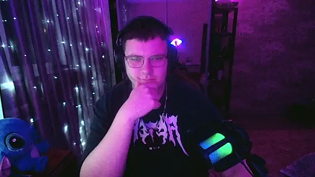 EricKnight1 online show from March 25, 1:09 am