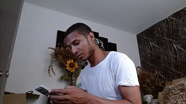 chrisramosv online show from April 7, 10:10 pm