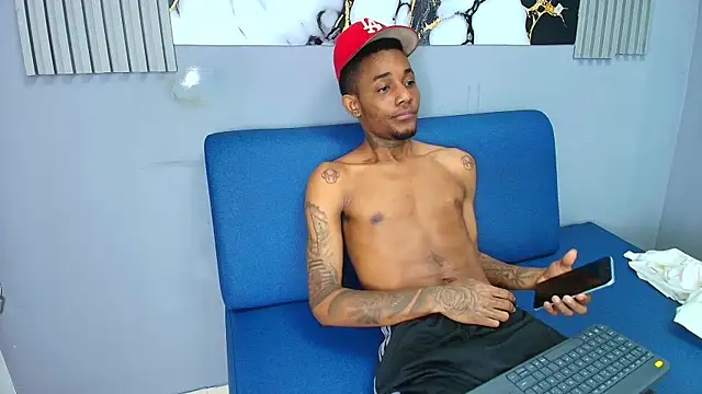 ARLO MORRIS online show from April 22, 4:08 am