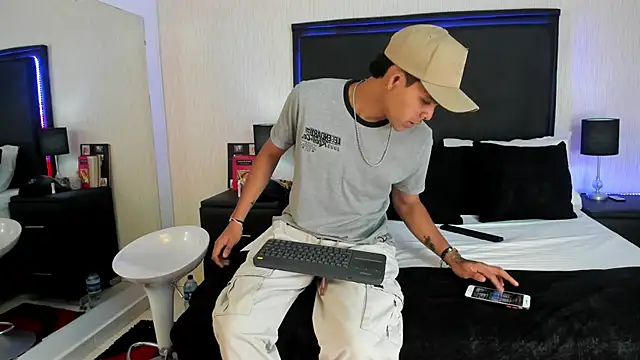 BenyBlaze online show from March 13, 12:57 pm