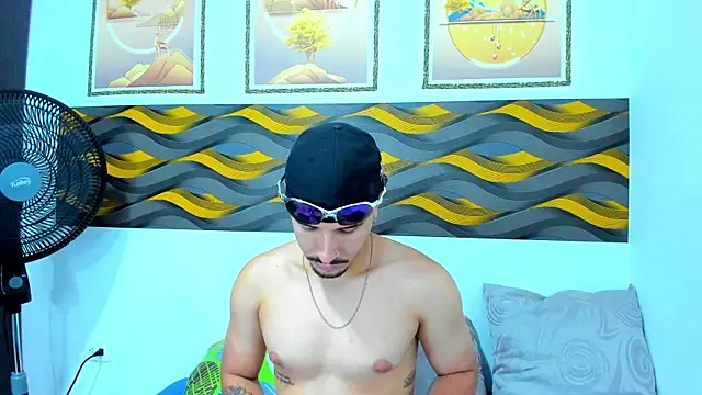 Leon Hotx online show from April 21, 7:31 pm