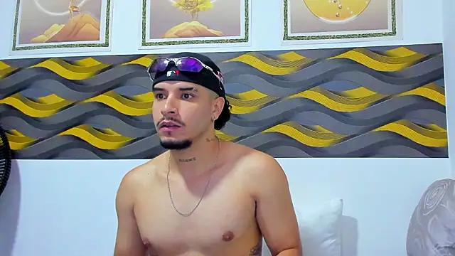 Leon Hotx online show from March 19, 1:47 pm