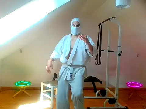 NinjaLaser online show from April 21, 11:27 am
