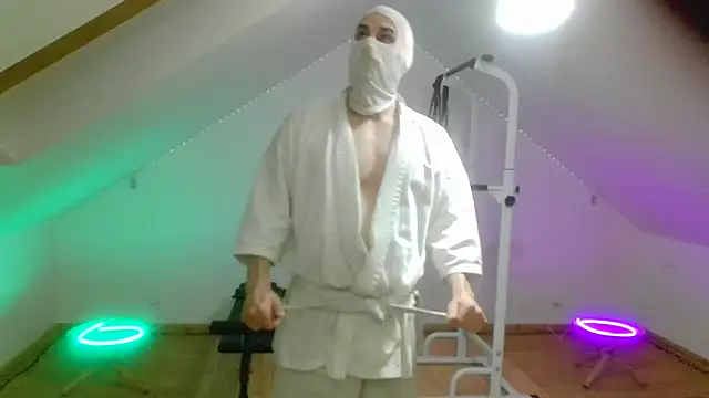 NinjaLaser online show from April 2, 7:22 pm