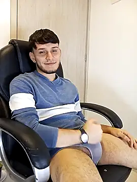 TommyYoung77 online show from March 18, 5:54 am