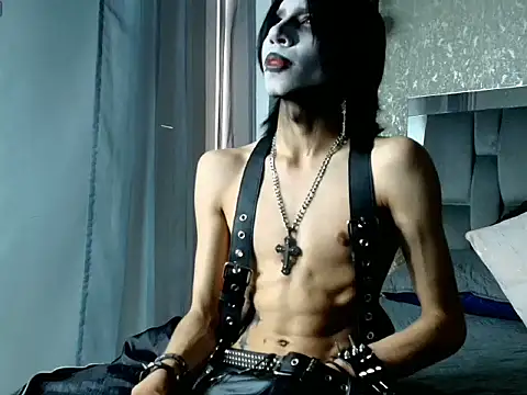 aetternum  online show from April 7, 9:15 pm