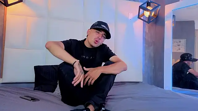 Hadrian Torres online show from March 17, 1:02 pm