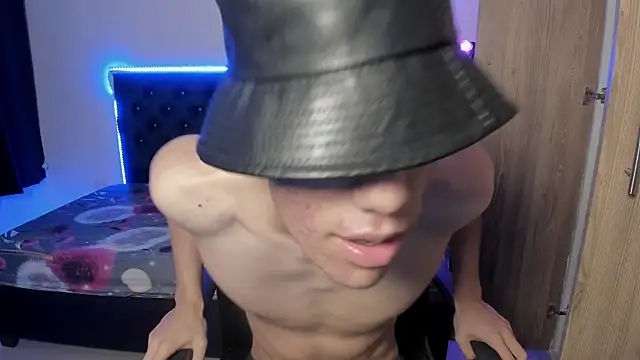 Josy 11 online show from April 17, 3:42 am