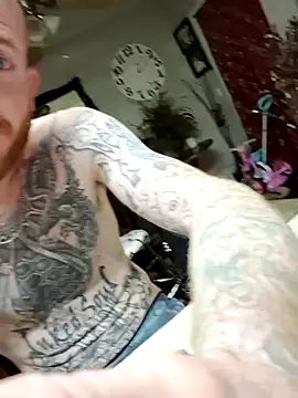 redandjuicy online show from May 20, 5:14 am