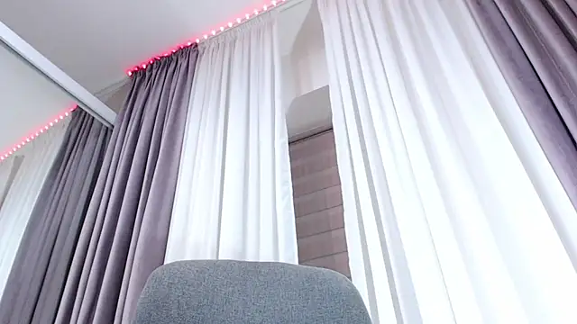 Aryanaian91 online show from March 13, 5:30 pm