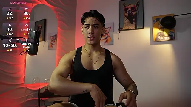 Tayler Cross  online show from March 17, 1:24 pm