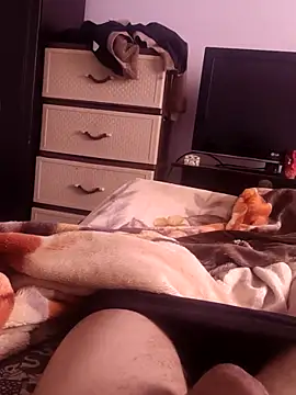 JoyousArray85 online show from April 1, 1:41 pm