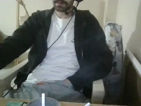 Bigfeet47dikcis17 online show from March 23, 1:44 am