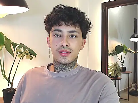 stevennavarro online show from March 21, 2:15 am