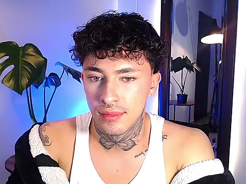 stevennavarro online show from March 19, 1:09 am