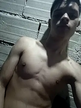 Max026  online show from May 15, 4:31 am