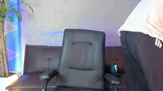 Edison S online show from March 27, 5:58 pm