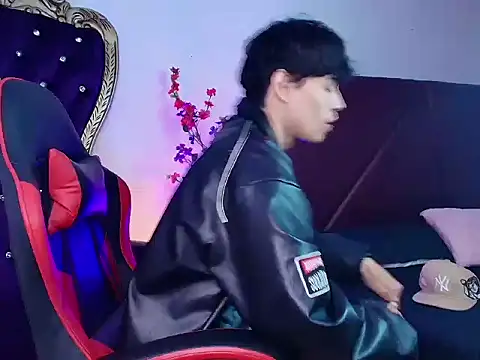 Andreew Style online show from March 19, 8:45 pm