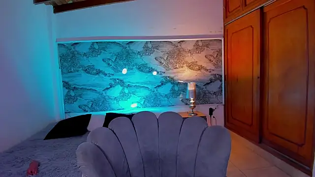 Liam Dustin online show from April 17, 10:34 pm