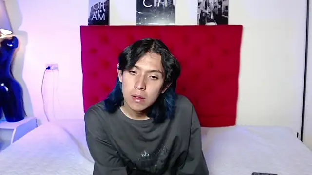 Noire boy online show from March 15, 8:37 pm