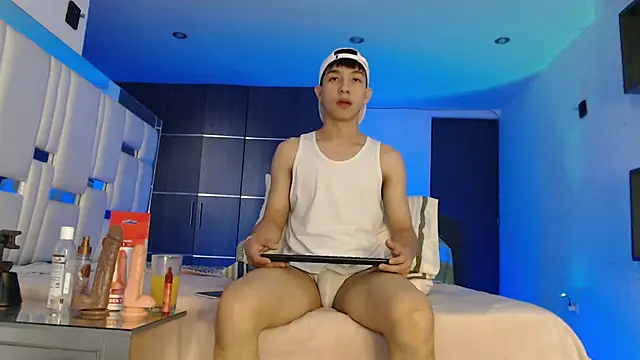 Sam  kat online show from April 11, 10:02 pm