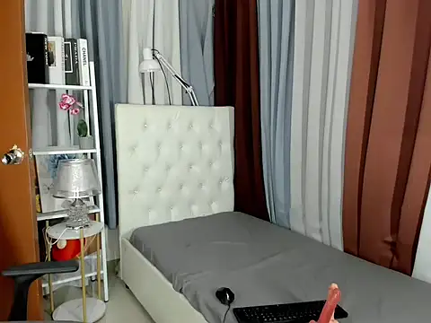 sexyslotjade online show from April 4, 8:33 am