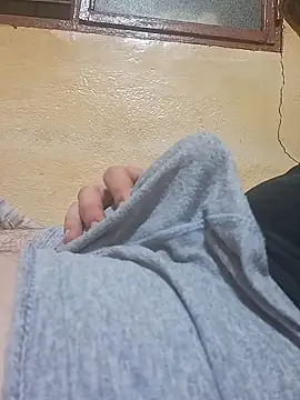 mohmmadboudi7 online show from March 28, 12:00 am