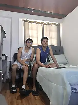 Erenk and Levy online show from March 19, 6:11 pm