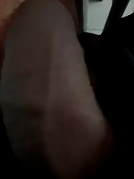 z1ervo online show from April 25, 3:53 pm