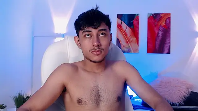 Vezzx online show from March 24, 6:35 pm