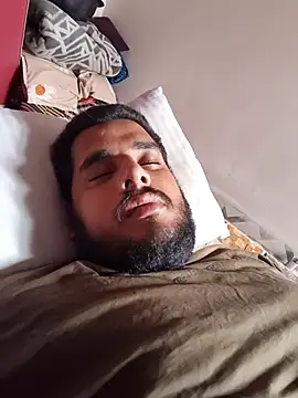 shubham19988 online show from March 31, 5:31 am