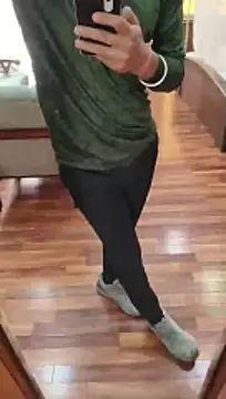 xyz 2giT online show from April 19, 3:39 am