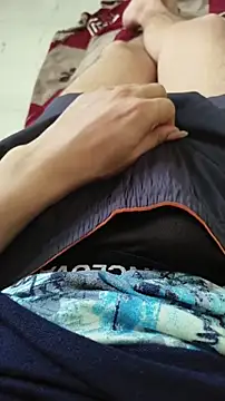 xyz 2giT online show from April 9, 9:48 am