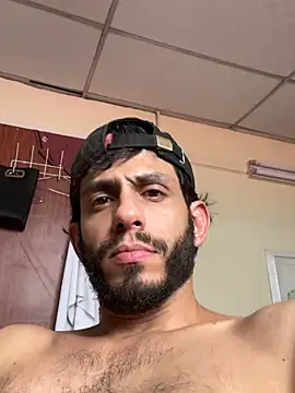 LatinBigClouds22cm online show from March 18, 6:44 pm