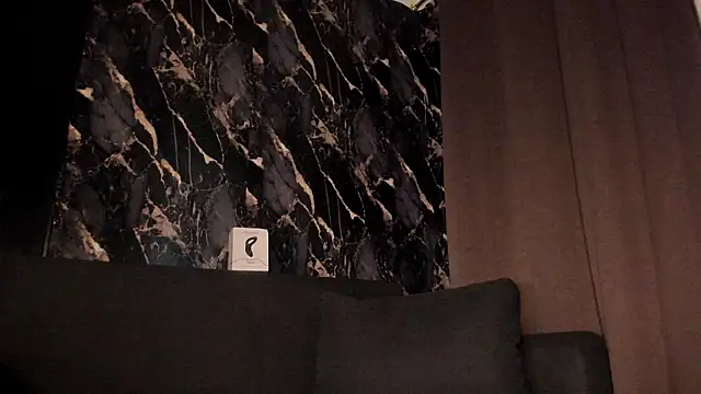 Axel DavisSM online show from March 28, 5:51 am