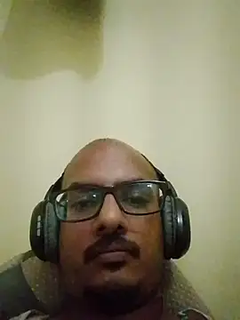 horny techie online show from March 27, 3:21 am