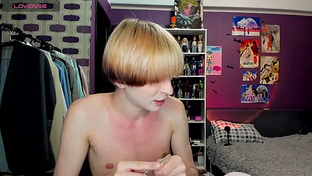 sweet peach    online show from June 28, 10:38 pm