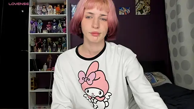 sweet peach    online show from April 27, 8:36 pm